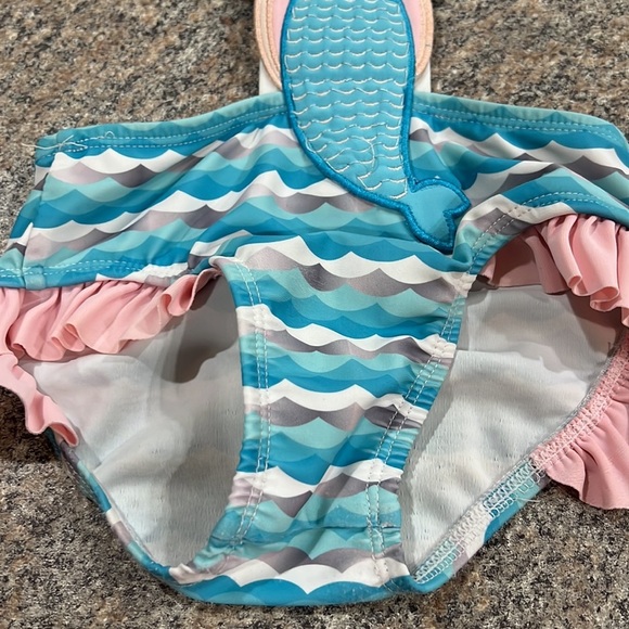 Sol Swimsuit size 2T - Picture 3 of 6